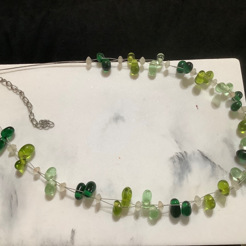 Beaded necklace